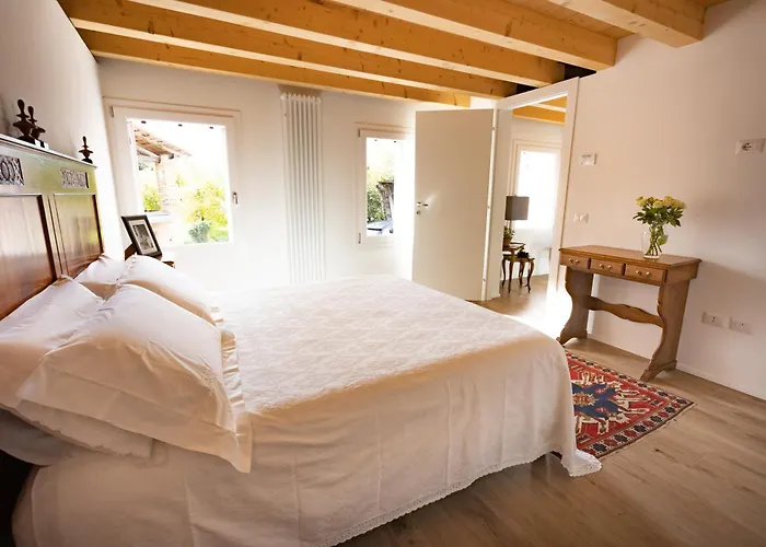 La Corte Di Cesio Bed & Breakfast